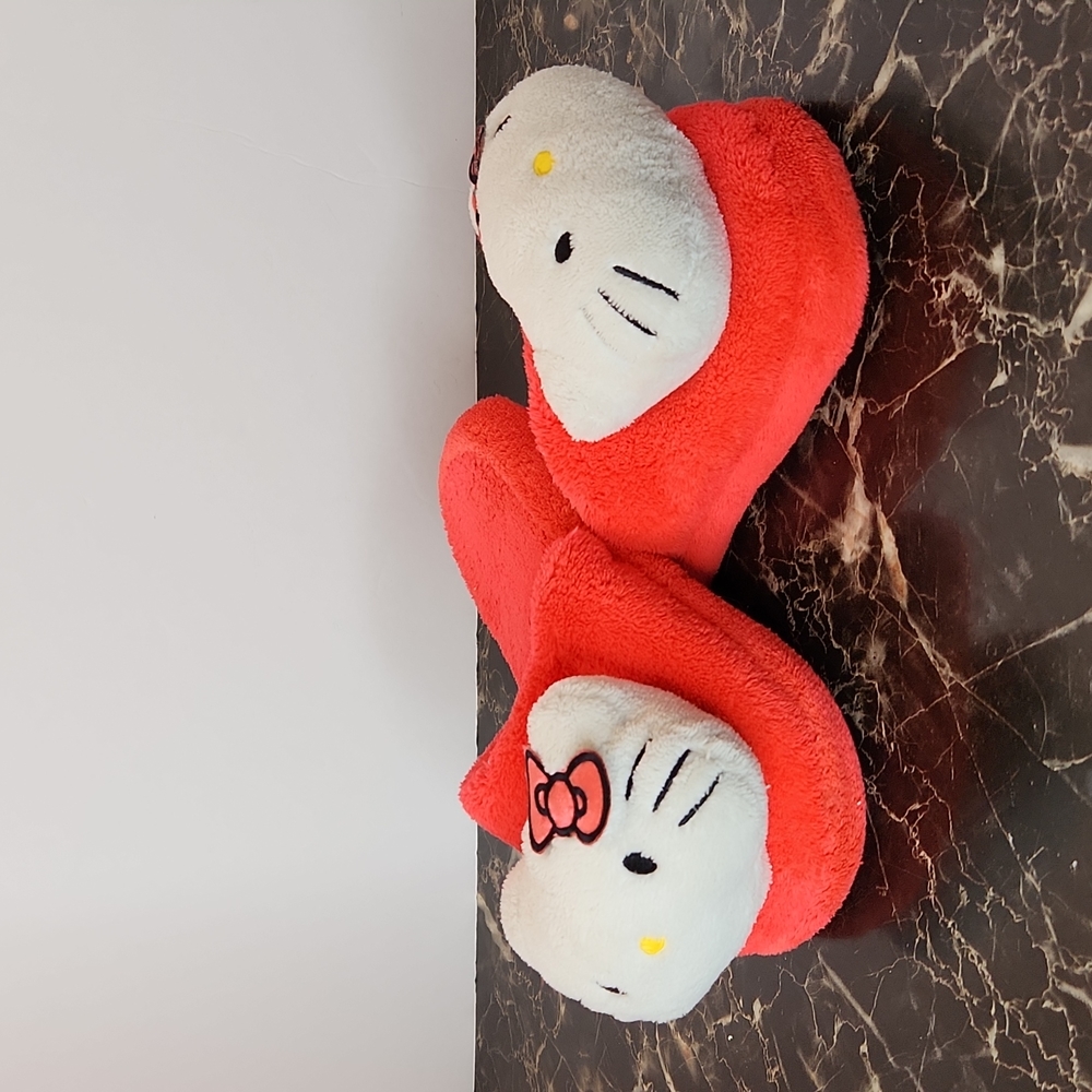 Hello Kitty slippers kids size 12-13